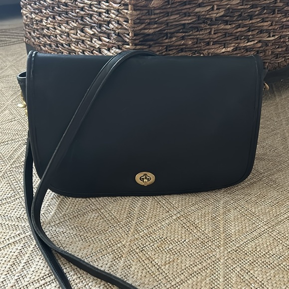 Vintage Coach Convertible Clutch bag. Black Leather. Made in the United … - Picture 2 of 16